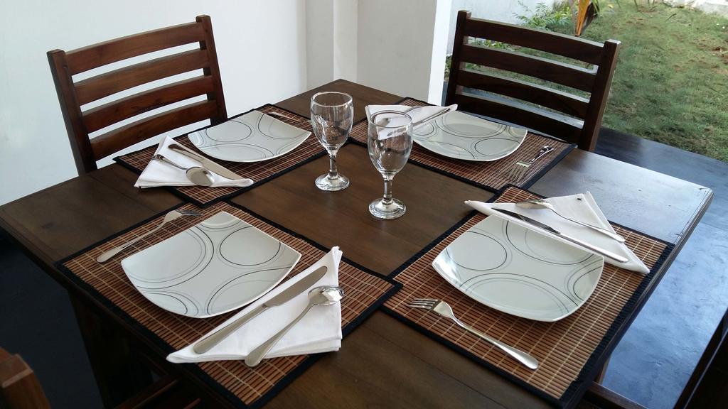 Ocean Voyage Otel Tangalle Dış mekan fotoğraf